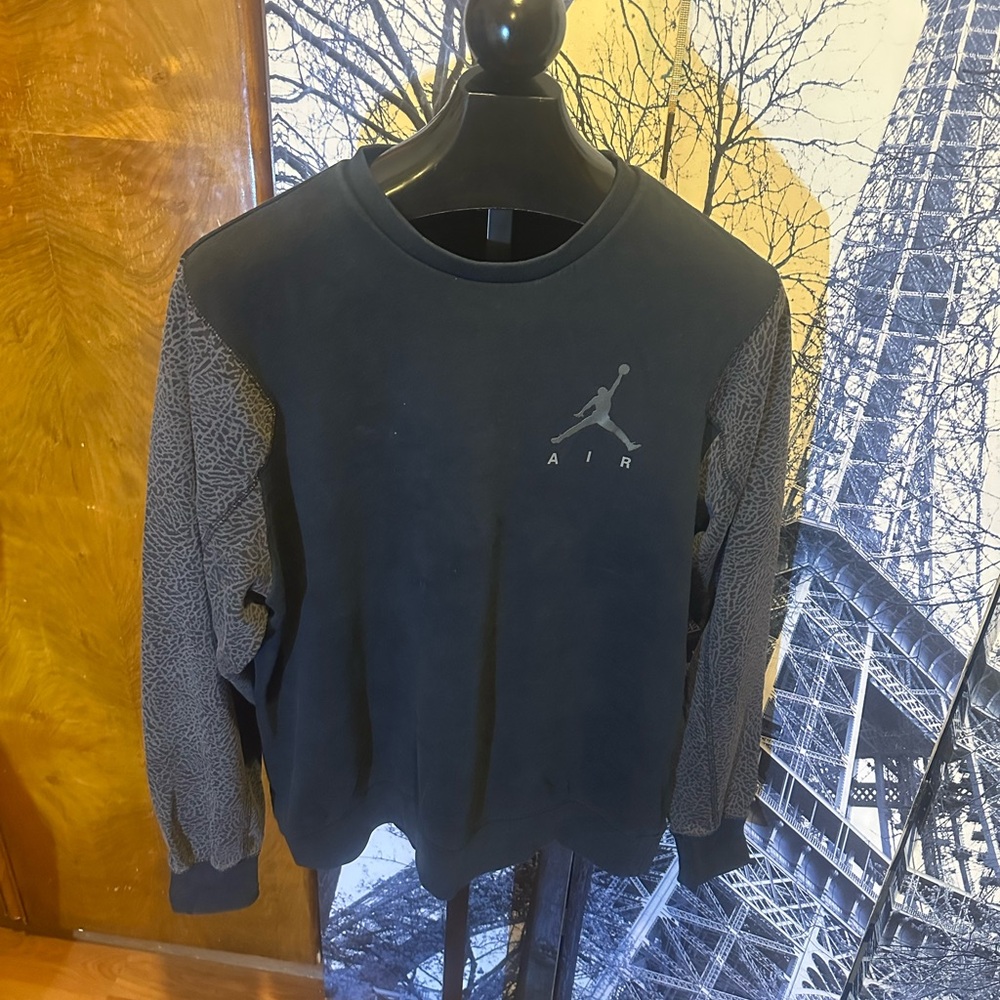 Air Jordan Men’s Sweatshirt
